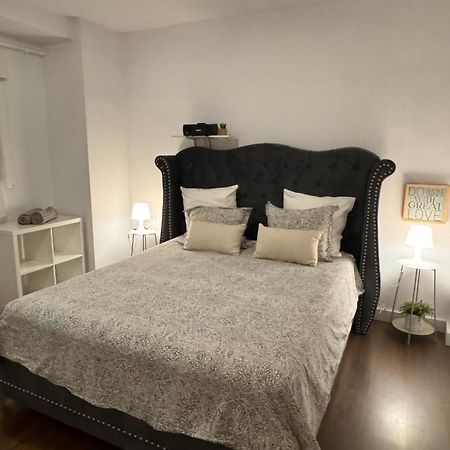 Apartment With Private Rooftop And Cinema Room 말라가 외부 사진